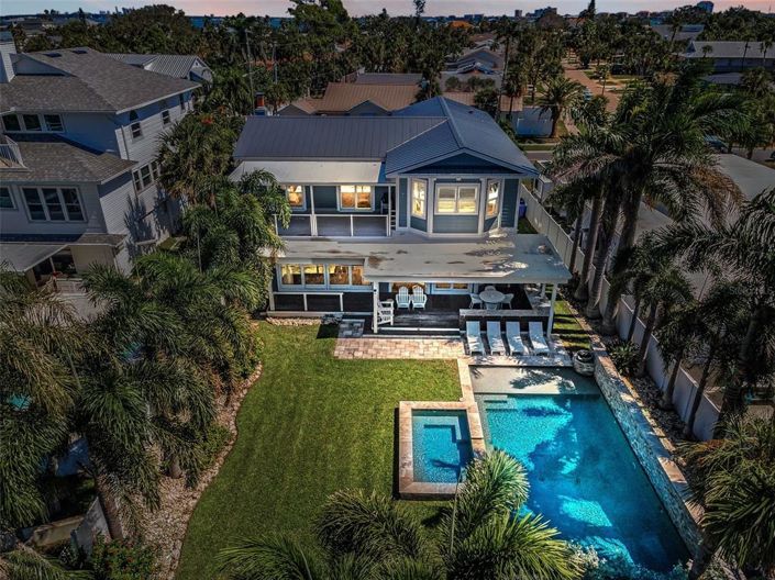 Image No.68-4 Bed Property for sale