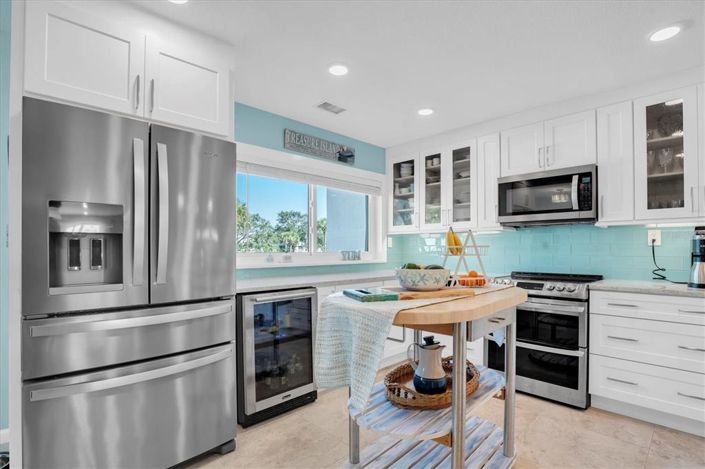 Image No.18-3 Bed Townhouse for sale