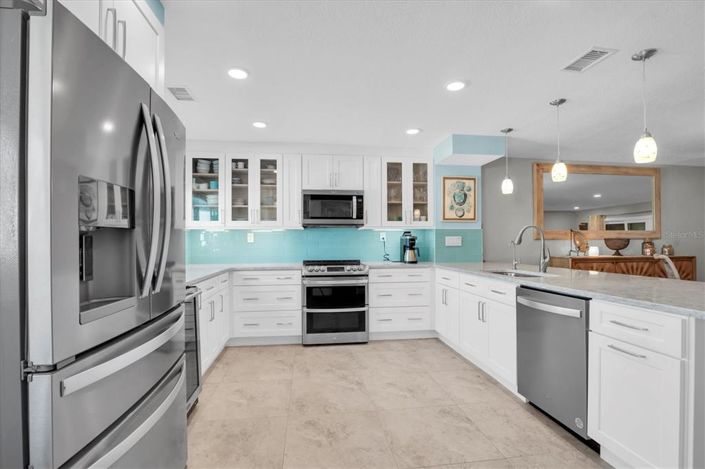 Image No.20-3 Bed Townhouse for sale