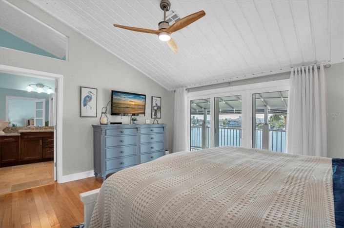 Image No.26-3 Bed Townhouse for sale