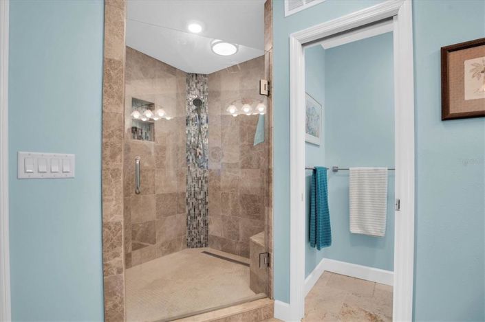 Image No.28-3 Bed Townhouse for sale