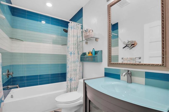 Image No.37-3 Bed Townhouse for sale