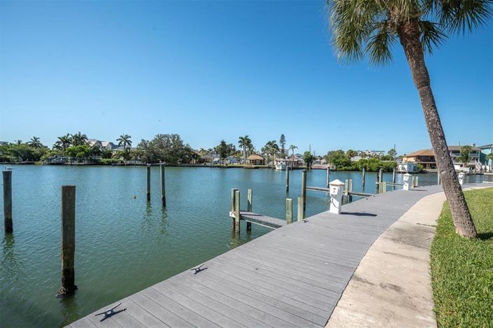 Image No.45-3 Bed Townhouse for sale