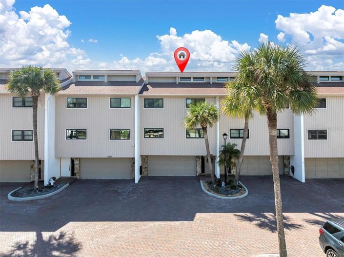 Image No.48-3 Bed Townhouse for sale