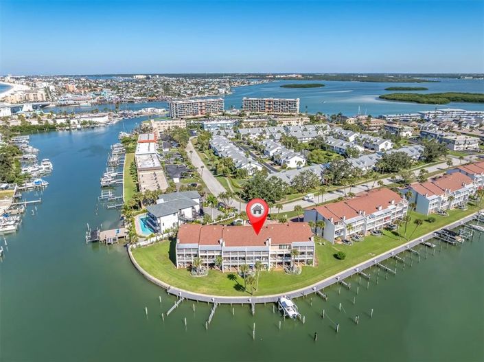 Image No.52-3 Bed Townhouse for sale