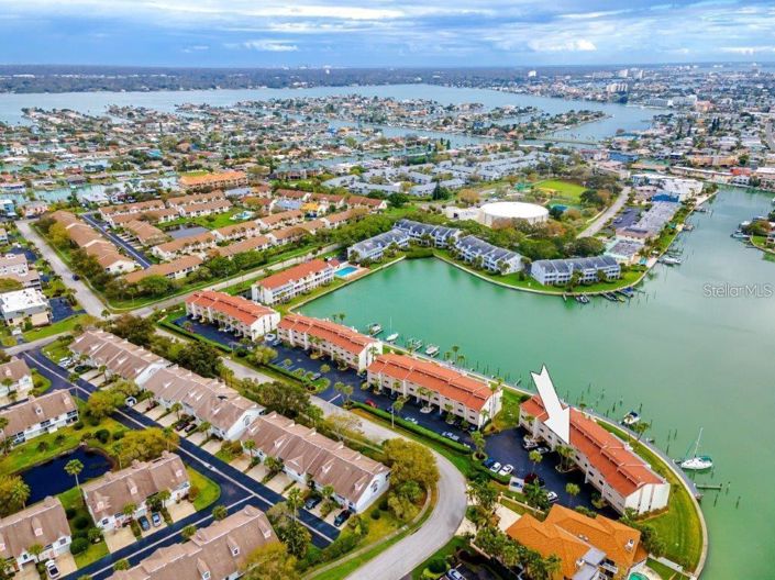 Image No.68-3 Bed Townhouse for sale