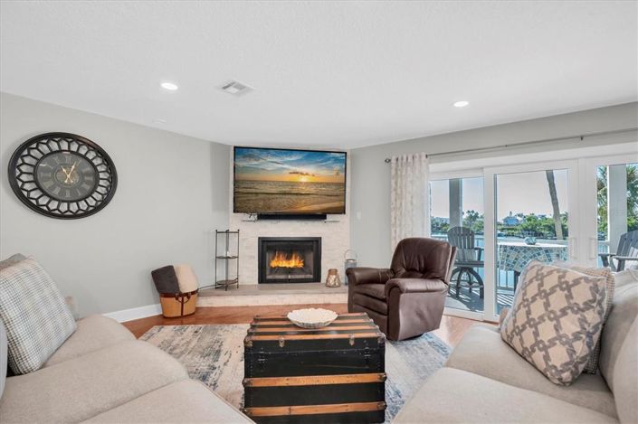 Image No.7-3 Bed Townhouse for sale