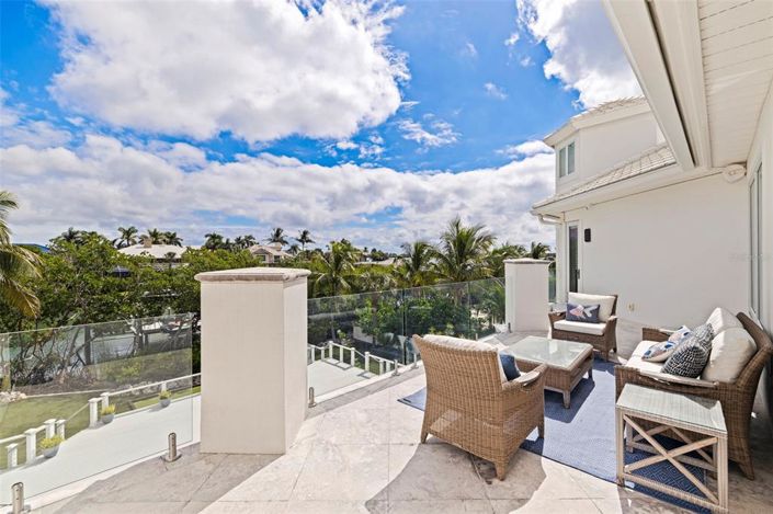 Image No.31-6 Bed Property for sale