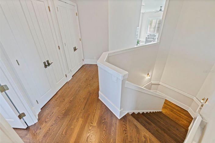 Image No.33-6 Bed Property for sale