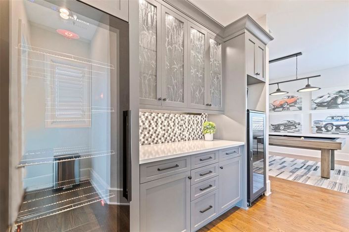 Image No.37-6 Bed Property for sale