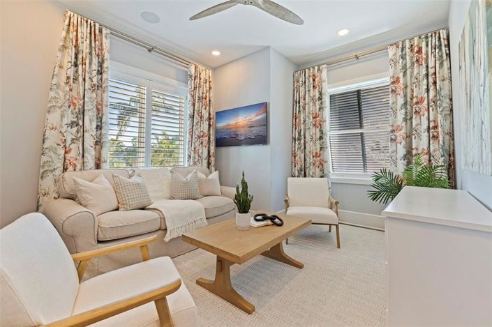 Image No.45-6 Bed Property for sale