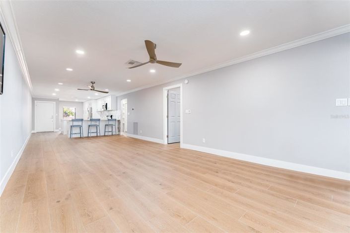 Image No.14-2 Bed Property for sale