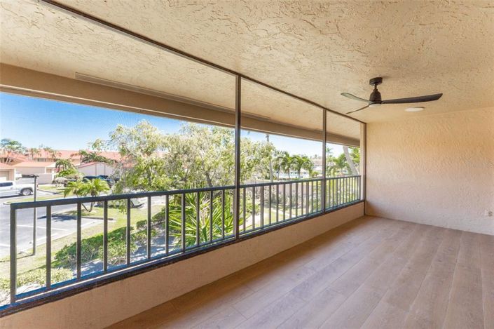 Image No.26-2 Bed Property for sale