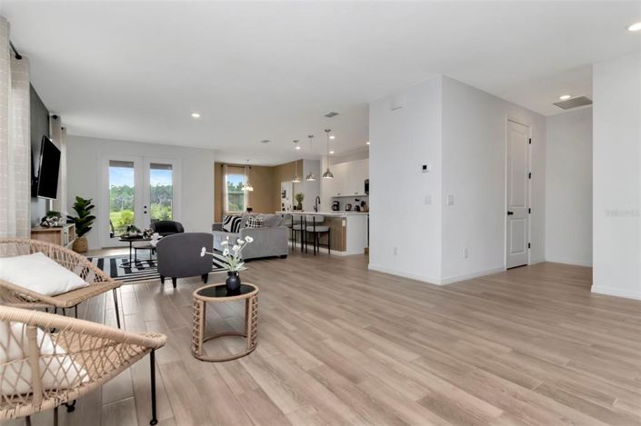 Image No.20-4 Bed Property for sale