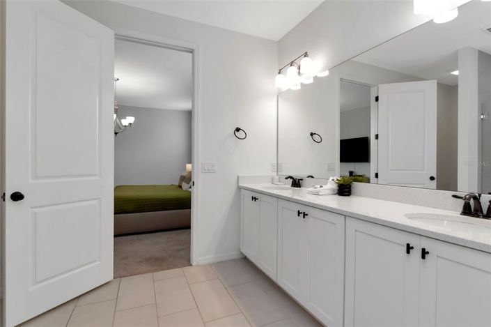 Image No.37-4 Bed Property for sale