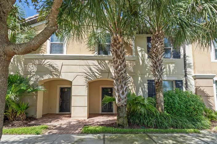Image No.1-5 Bed Townhouse for sale