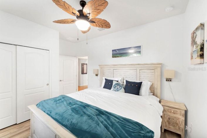 Image No.10-5 Bed Townhouse for sale