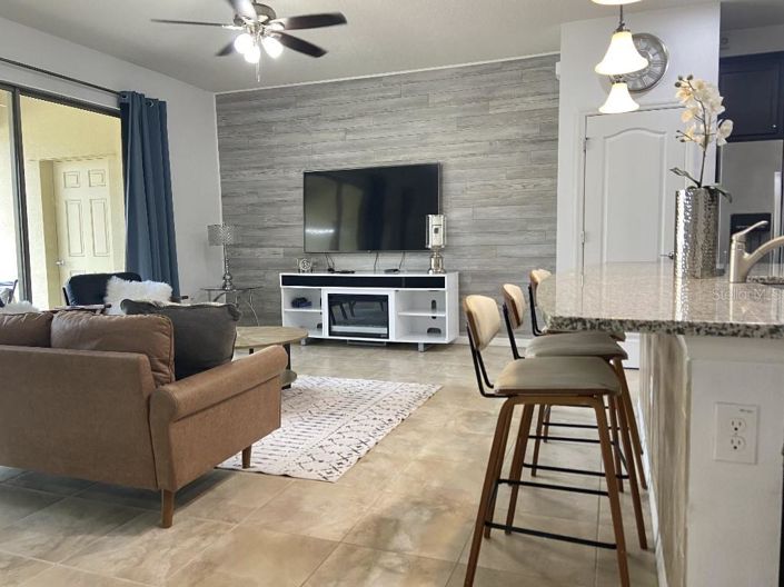 Image No.17-5 Bed Townhouse for sale