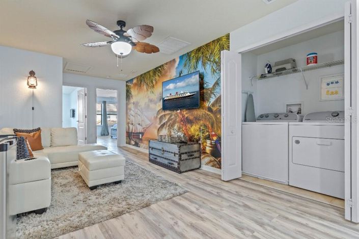 Image No.25-5 Bed Townhouse for sale