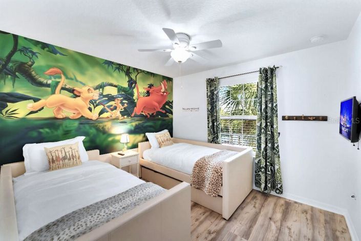 Image No.33-5 Bed Townhouse for sale