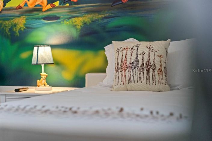 Image No.35-5 Bed Townhouse for sale