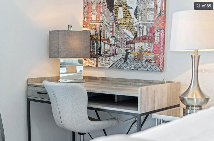 Image No.37-5 Bed Townhouse for sale