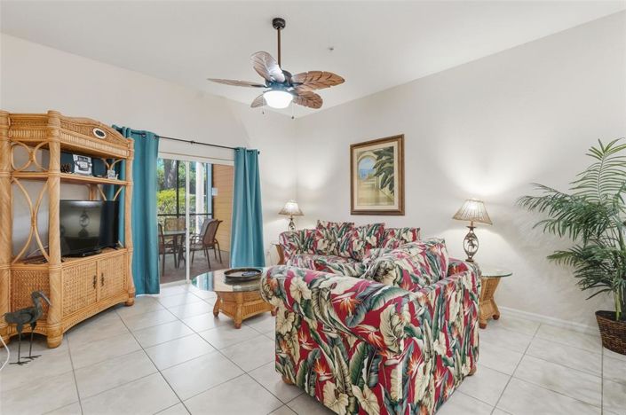 Image No.21-2 Bed Property for sale