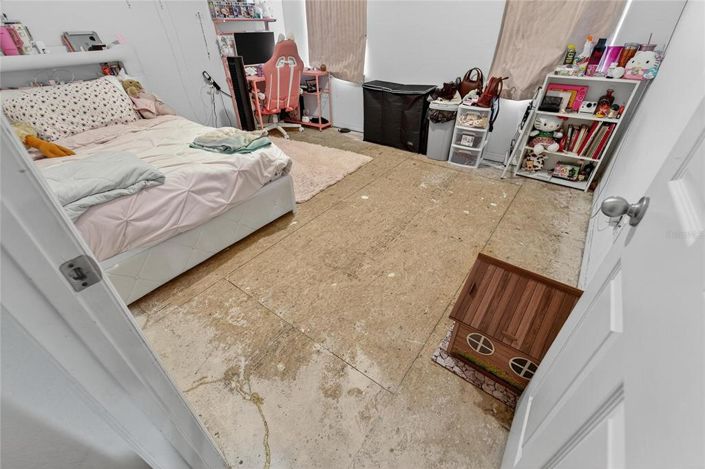 Image No.37-5 Bed Property for sale