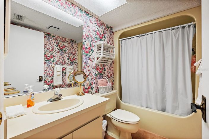 Image No.34-3 Bed Property for sale