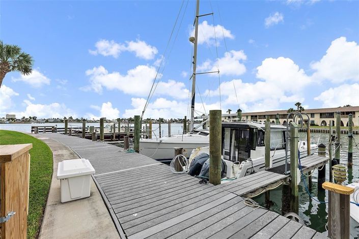 Image No.43-3 Bed Property for sale