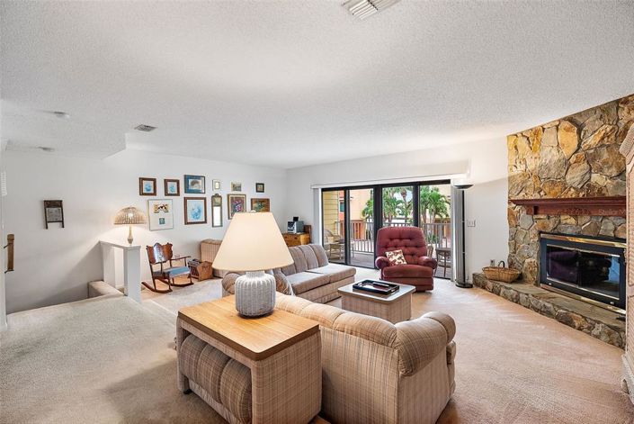 Image No.6-3 Bed Property for sale