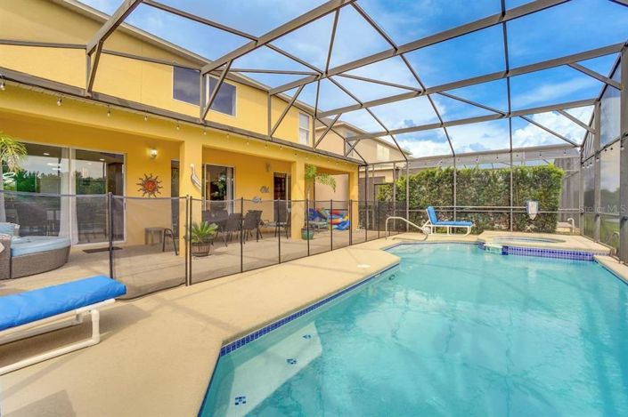 Image No.29-7 Bed Property for sale