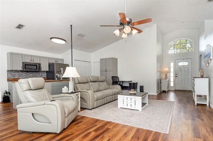 Image No.5-Propriété de 3 chambres à vendre à Davenport