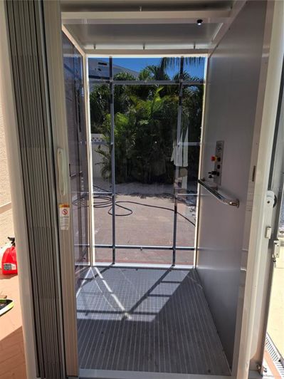 Image No.7-Propriété de 5 chambres à vendre à Floride