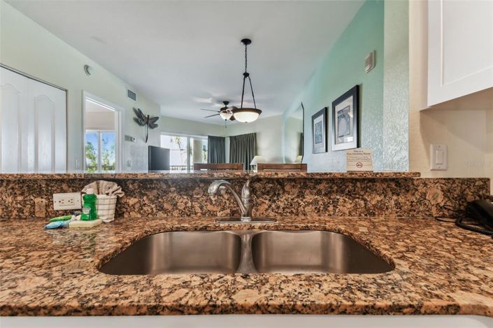 Image No.10-2 Bed Property for sale