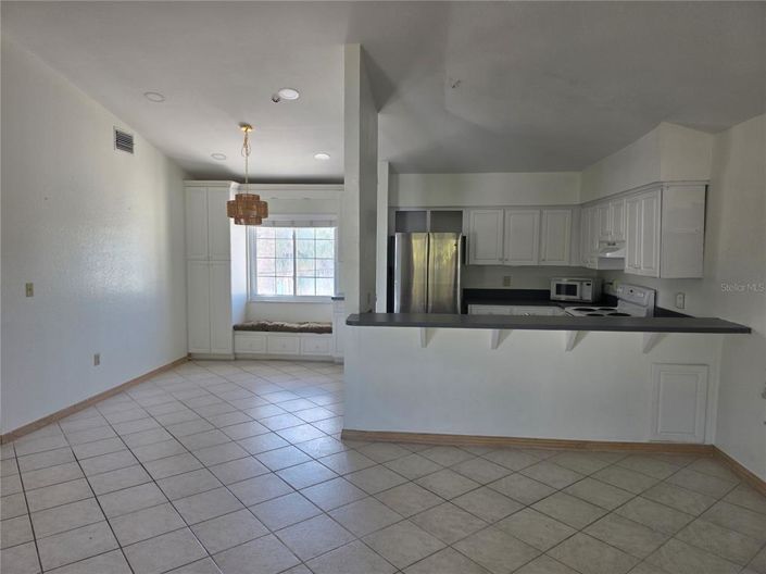 Image No.17-3 Bed Property for sale