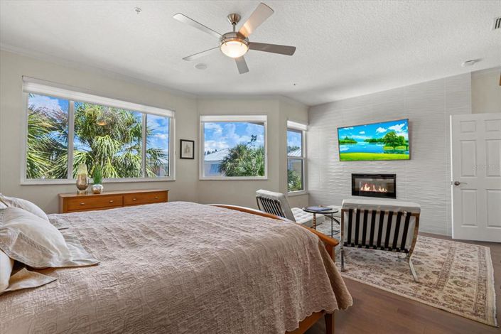 Image No.23-3 Bed Property for sale