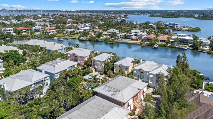 Image No.52-3 Bed Property for sale