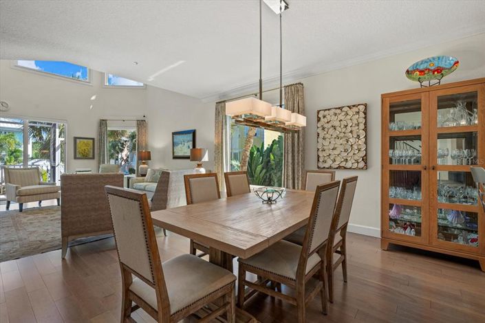 Image No.6-3 Bed Property for sale