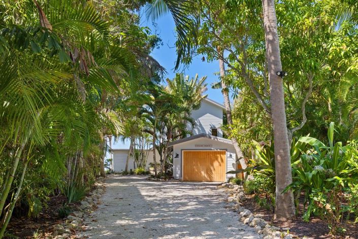 Image No.19-4 Bed Property for sale