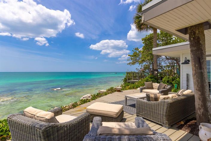 Image No.28-4 Bed Property for sale