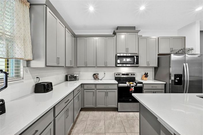 Image No.16-4 Bed Townhouse for sale