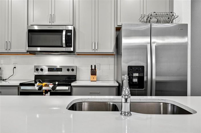 Image No.21-4 Bed Townhouse for sale