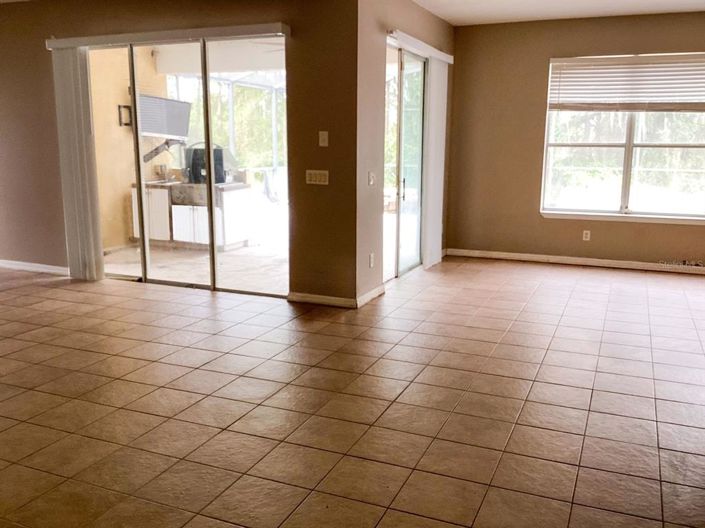 Image No.6-Propriété de 5 chambres à vendre à Davenport