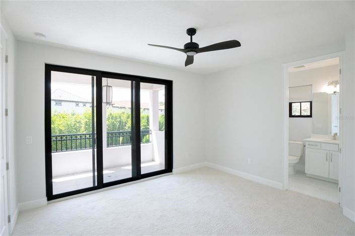 Image No.30-4 Bed Property for sale