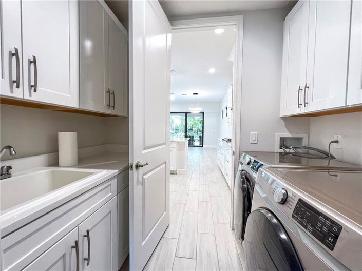 Image No.9-4 Bed Property for sale