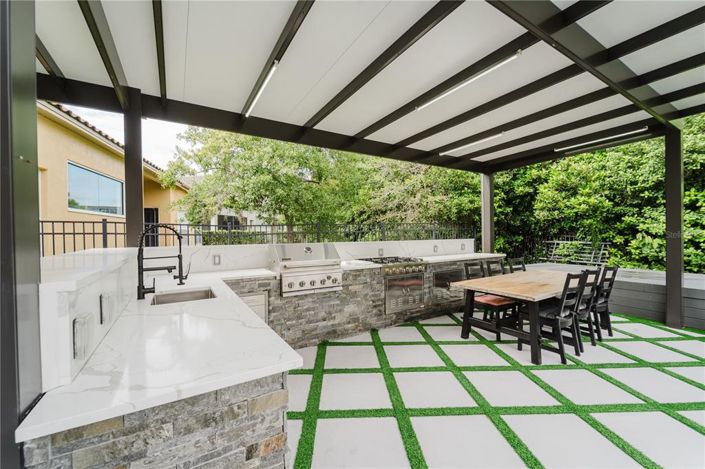 Image No.48-4 Bed Property for sale