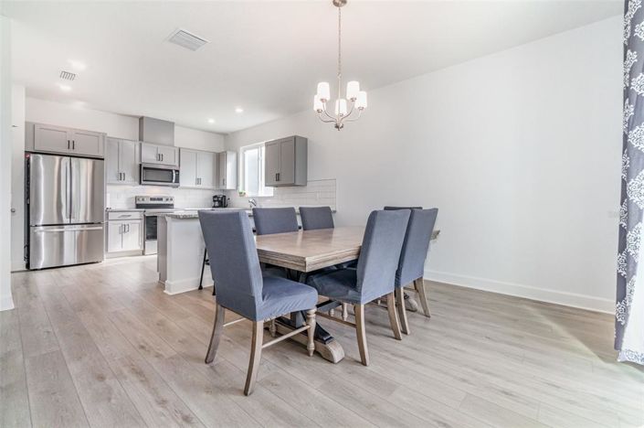 Image No.8-3 Bed Property for sale