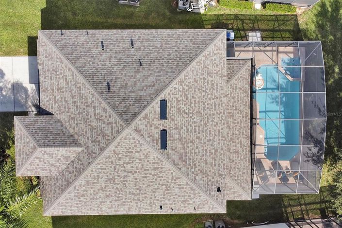 Image No.12-6 Bed Property for sale