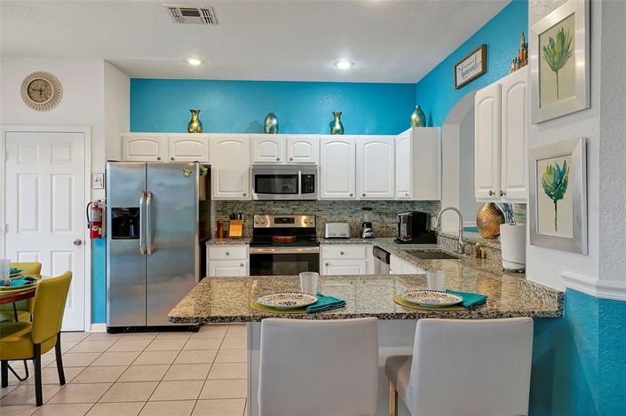 Image No.24-6 Bed Property for sale